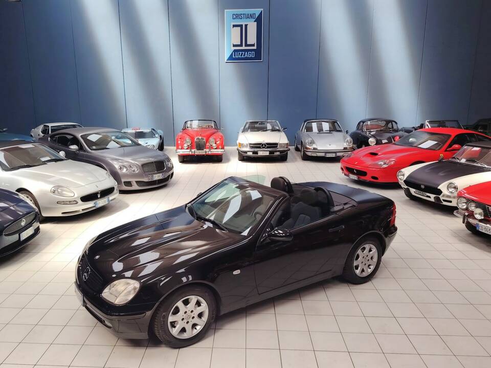 Bild 2/46 von Mercedes-Benz SLK 200 (2000)