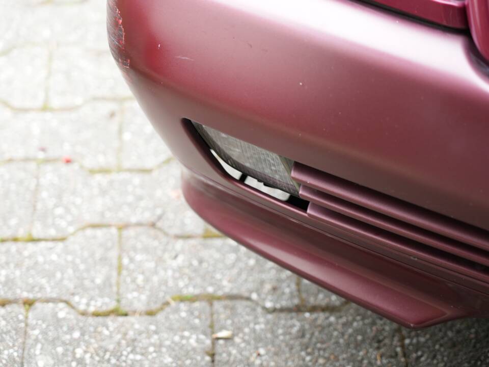 Image 23/95 of Mercedes-Benz 300 SL (1993)