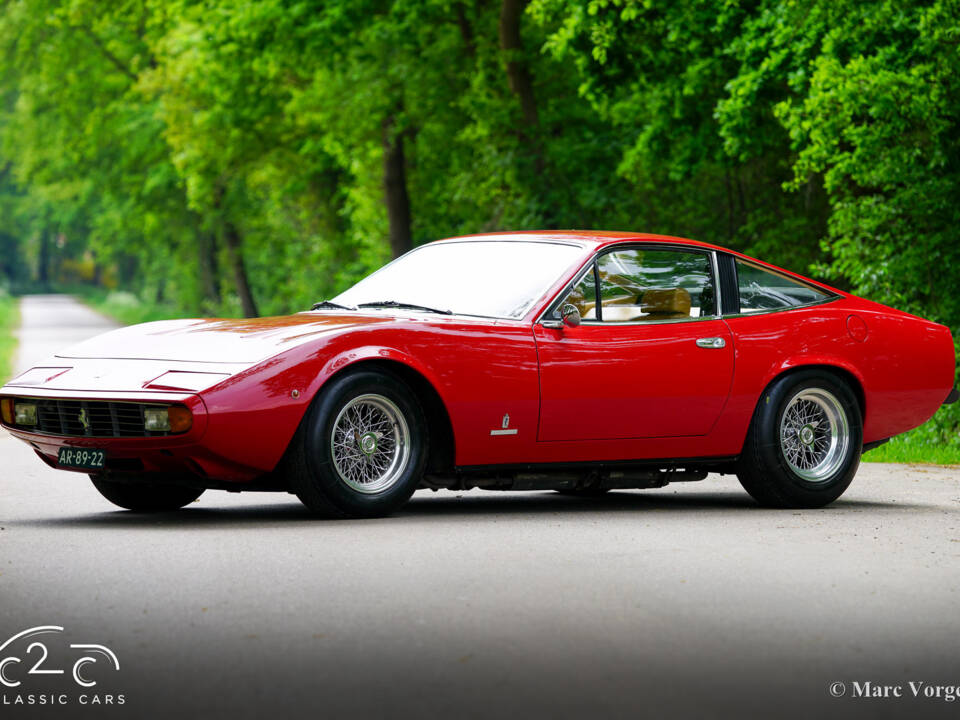 Image 1/80 of Ferrari 365 GTC&#x2F;4 (1972)