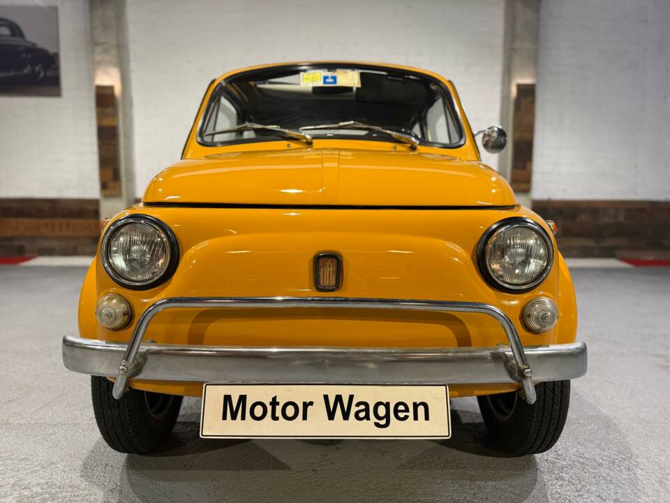 Image 18/76 de FIAT 500 L (1970)