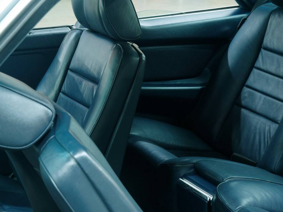 Image 49/50 of Mercedes-Benz 500 SEC (1982)