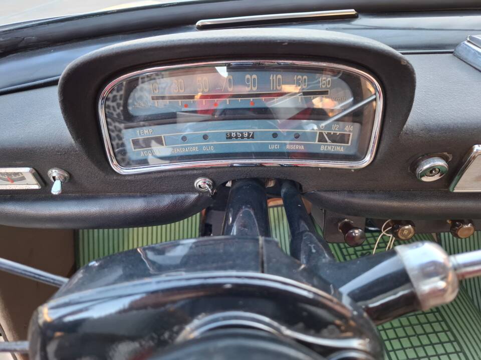 Image 30/63 of FIAT 1200 Granluce (1958)