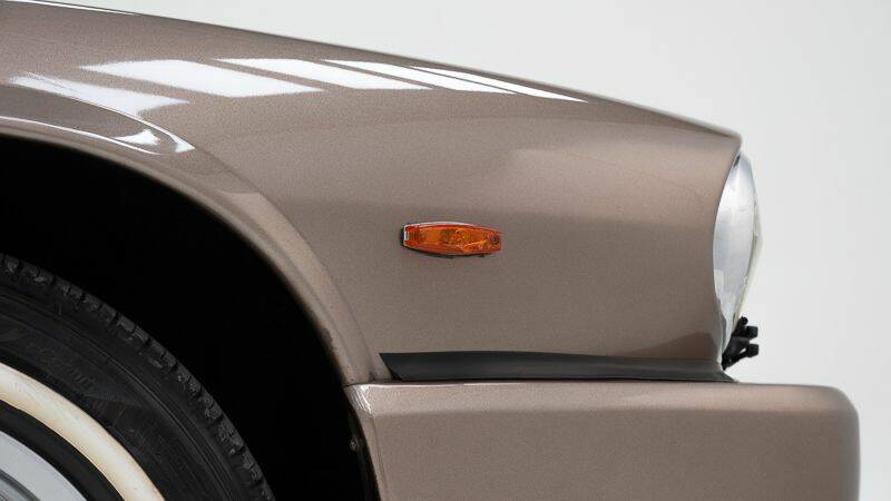 Image 13/15 of Jaguar XJ-S 3.6 (1985)