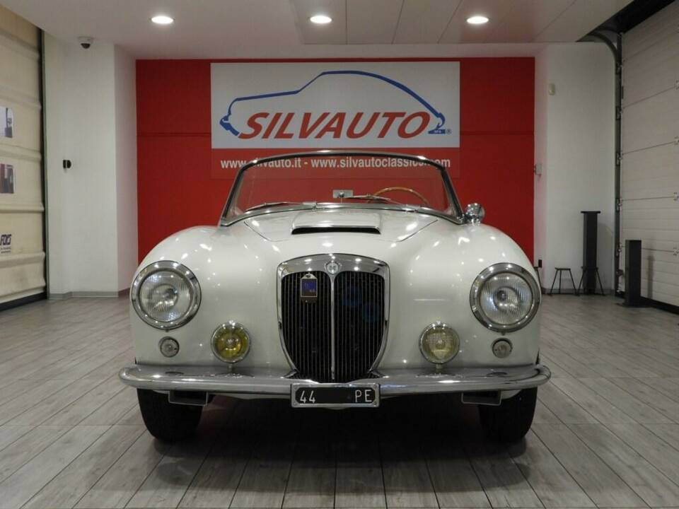 Bild 2/15 von Lancia Aurelia B24 (1958)