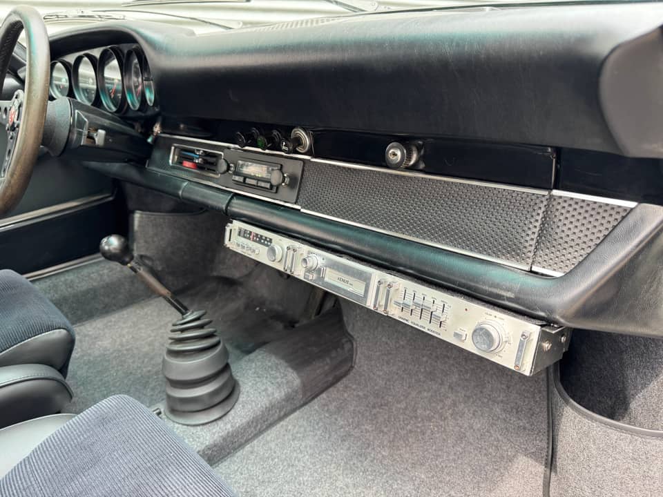 Image 45/60 de Porsche 911 2.4 T (1971)