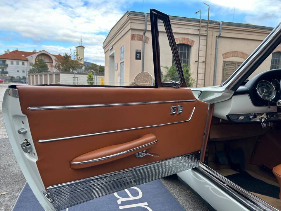 Image 10/34 of Maserati 3500 GTI Vignale (1963)