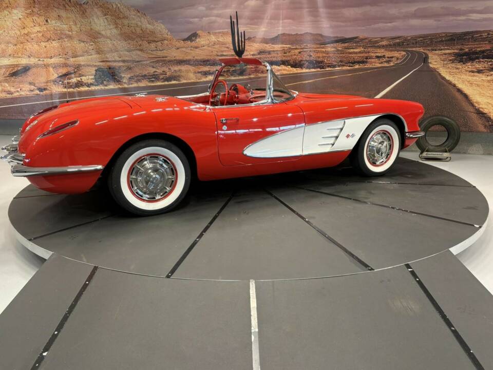 Image 21/50 of Chevrolet Corvette (1959)