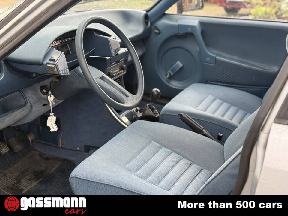 Image 11/15 of Citroën CX 20 (1983)