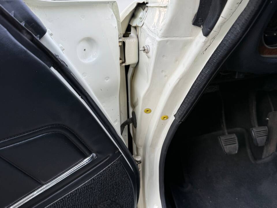 Image 49/55 of Toyota Celica ST (1972)