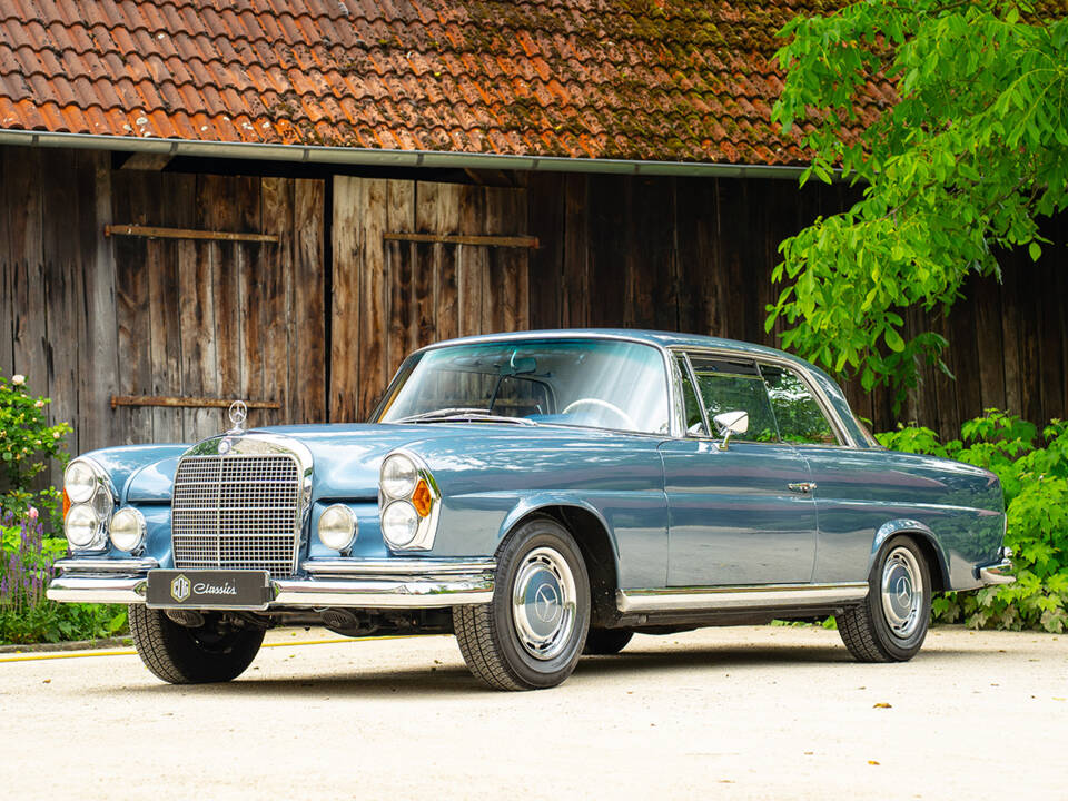 Image 1/48 of Mercedes-Benz 280 SE (1969)