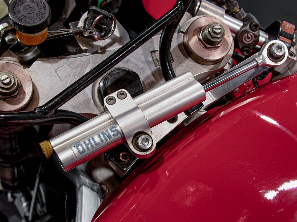 Image 18/34 of Honda DUMMY (2002)