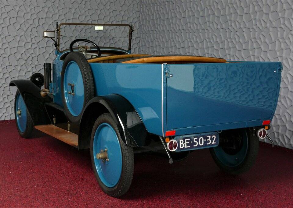 Bild 7/8 von Renault Type NN 6 CV (1926)