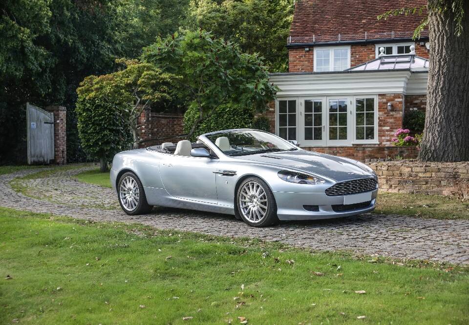Bild 23/30 von Aston Martin DB 9 Volante (2006)