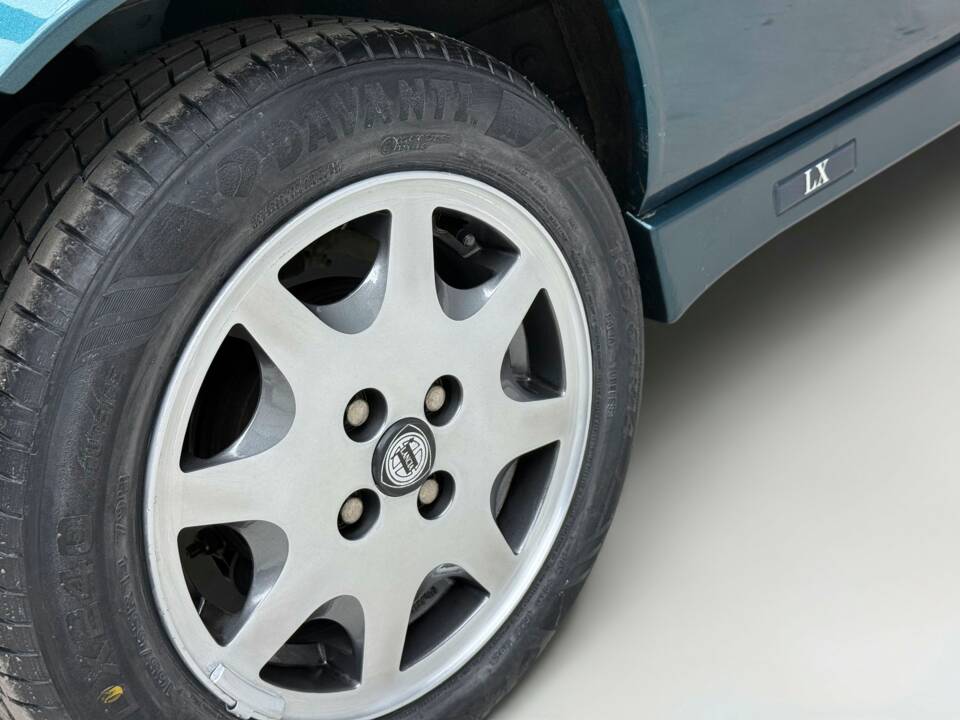 Image 25/30 of Lancia Delta 1.5 LX (1991)