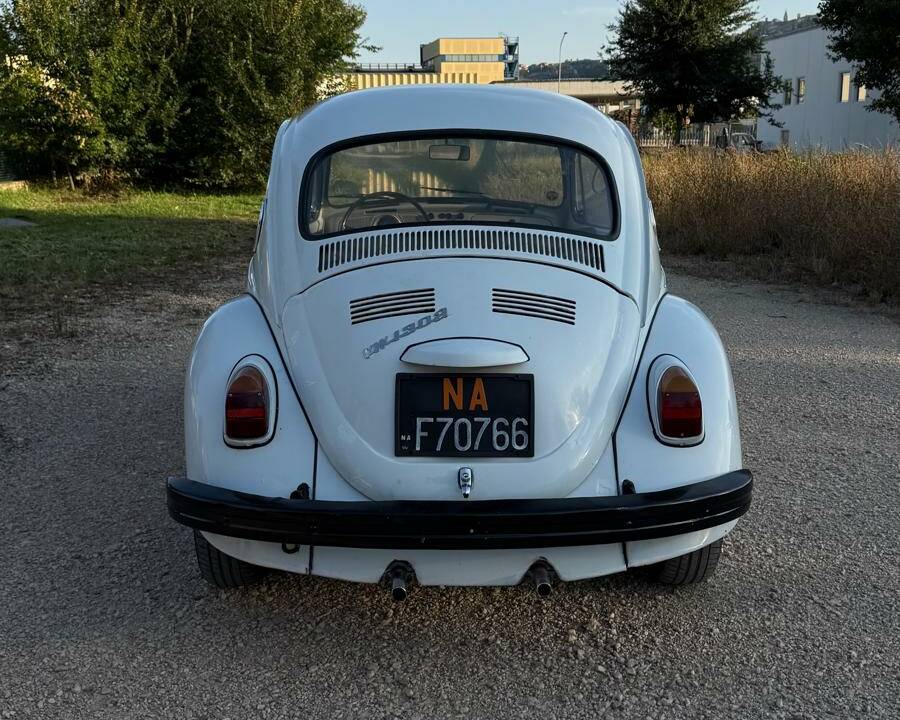 Image 2/10 of Volkswagen Beetle 1302 (1971)