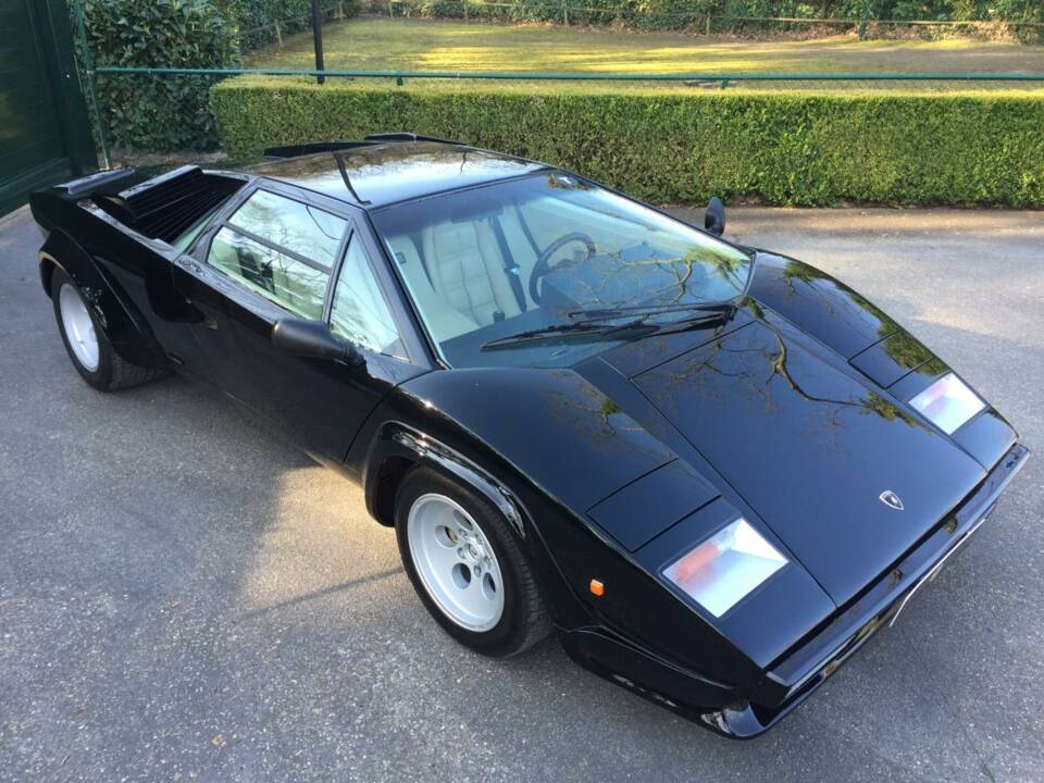 Bild 3/14 von Lamborghini Countach LP 5000 S QV (1988)
