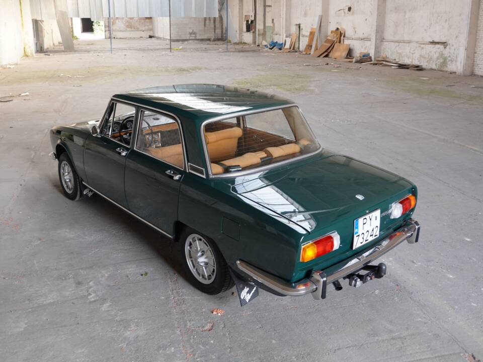 Image 9/83 of Alfa Romeo 1750 Berlina (1970)