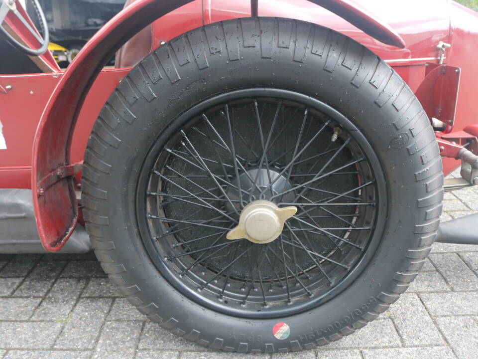 Image 30/49 of Maserati Tipo 26M (1929)