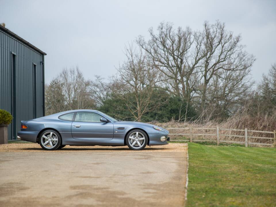 Image 11/74 of Aston Martin DB 7 GT (2004)