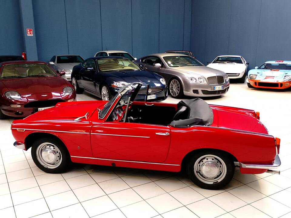 Image 9/47 of Innocenti 950 Spider (1962)