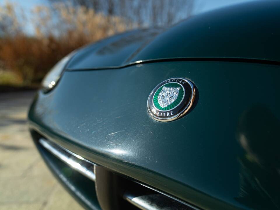 Image 9/50 de Jaguar XK8 4.0 (1998)