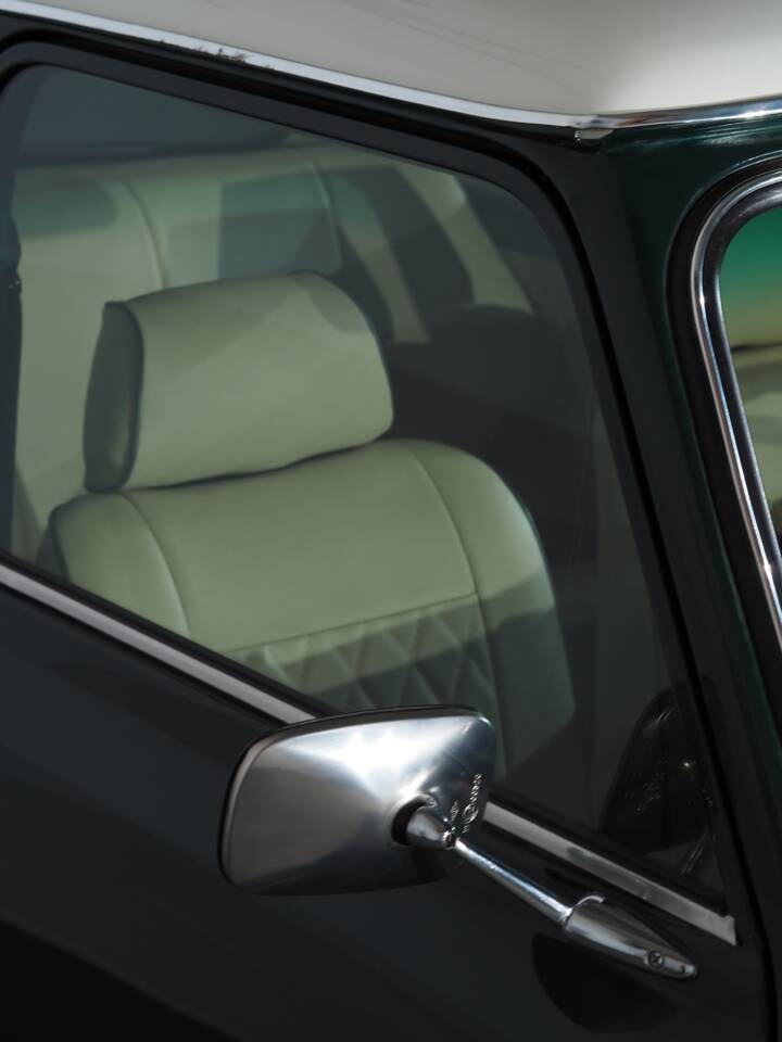 Immagine 17/43 di Austin Mini Mayfair (1986)