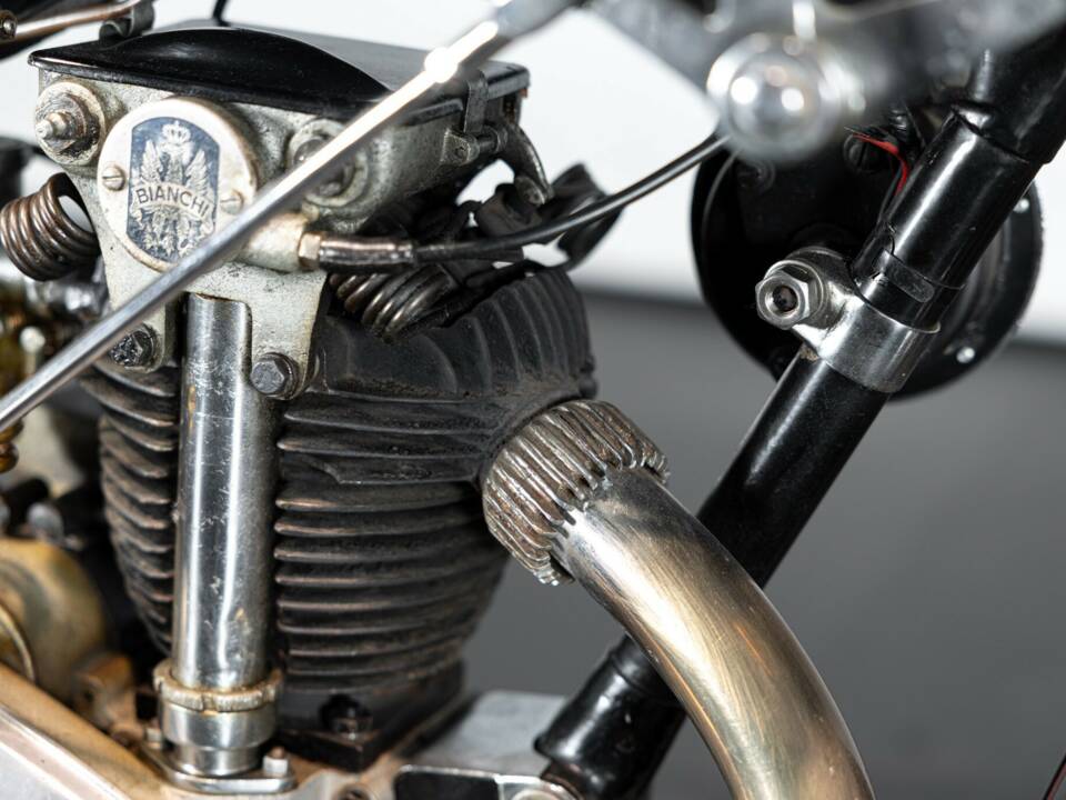 Image 17/50 of Bianchi Stelvio 250 (1948)