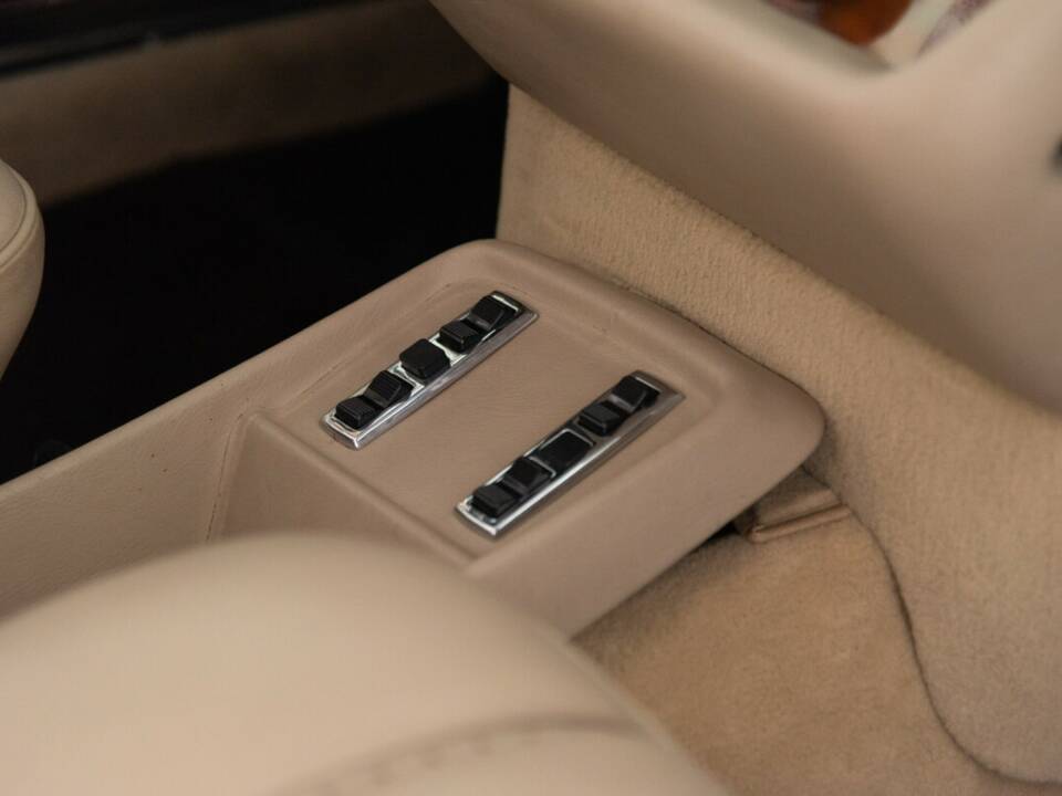 Bild 36/42 von Mercedes-Benz 280 SE 3,5 (1971)