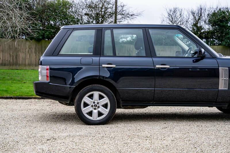 Immagine 27/50 di Land Rover Range Rover Vogue V8 (2002)