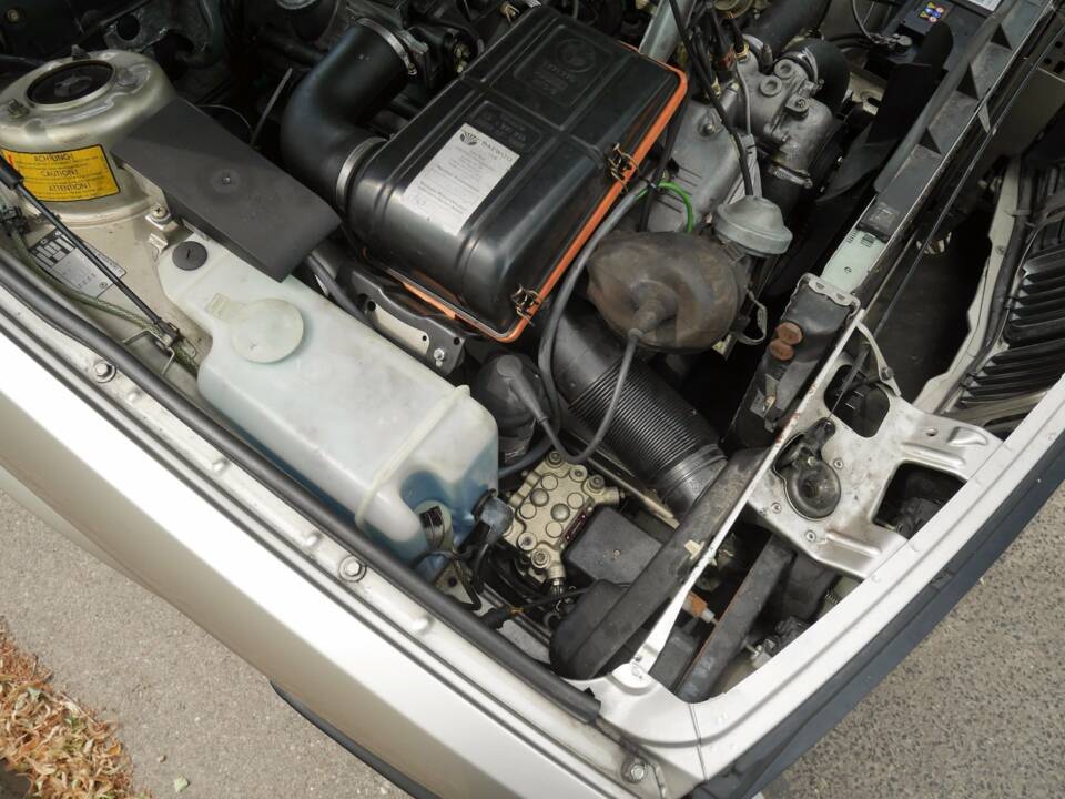 Image 39/42 of BMW 528i (1900)