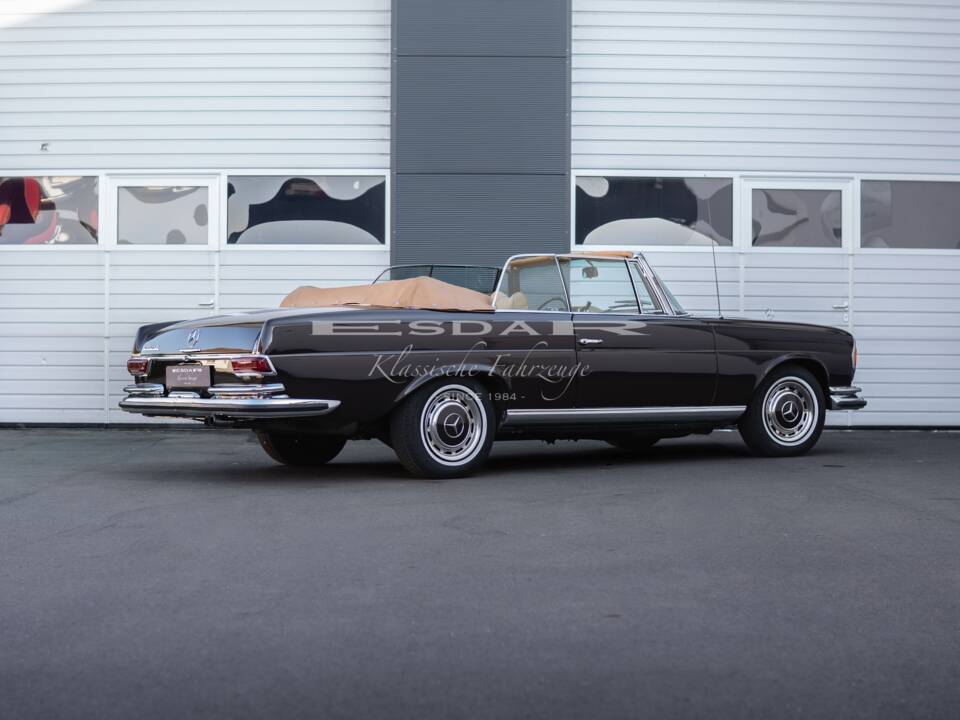 Bild 4/37 von Mercedes-Benz 280 SE (1969)