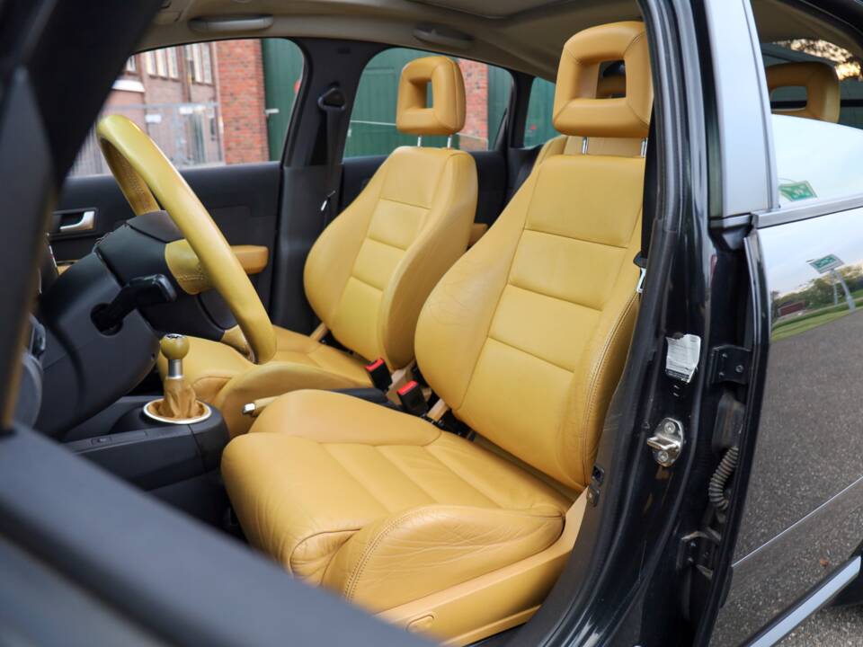 Image 13/23 of Audi A2 1.4 (2001)
