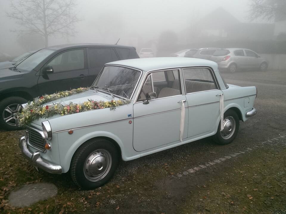 Image 4/4 of FIAT 1100 D (1962)