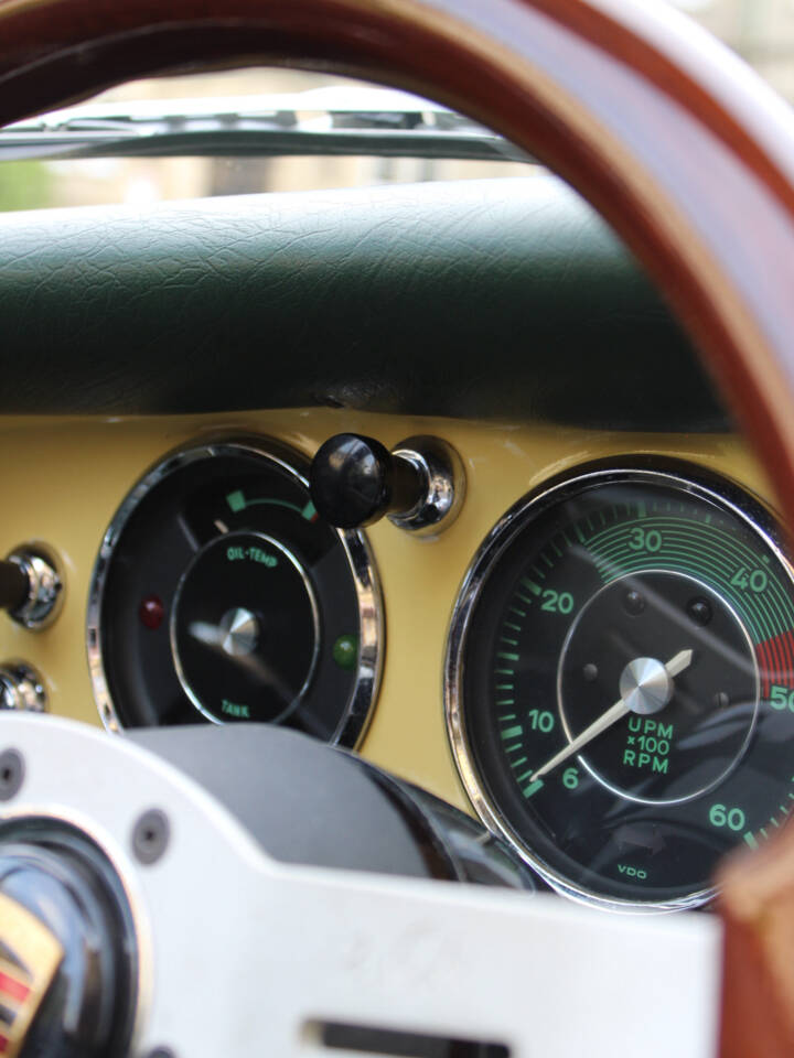 Image 16/22 of Porsche 356 B 1600 (1962)