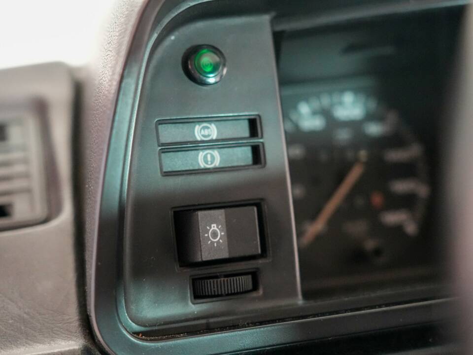 Afbeelding 48/50 van Volkswagen T3 Caravelle 1.6 TD Syncro (1991)