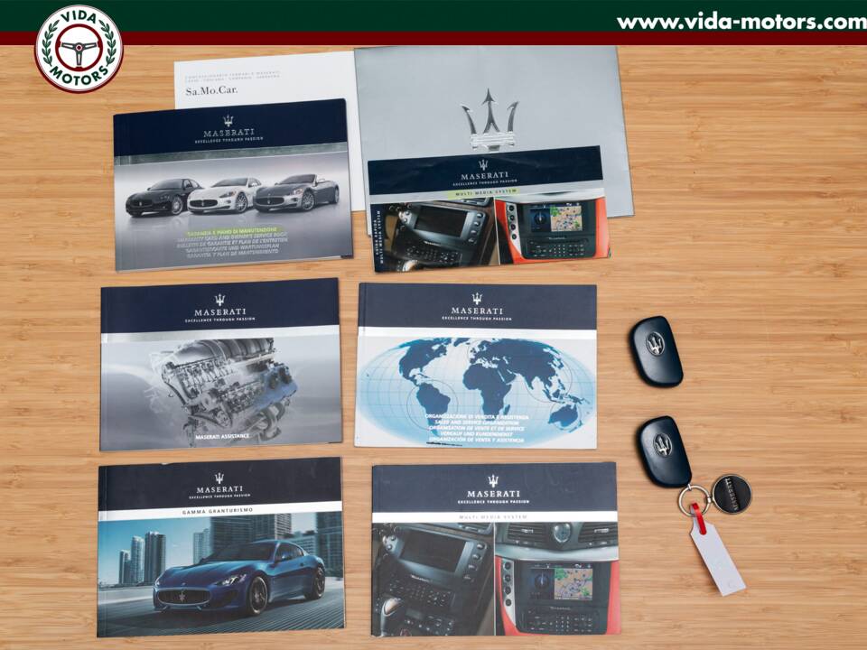 Image 14/15 of Maserati GranTurismo S (2012)