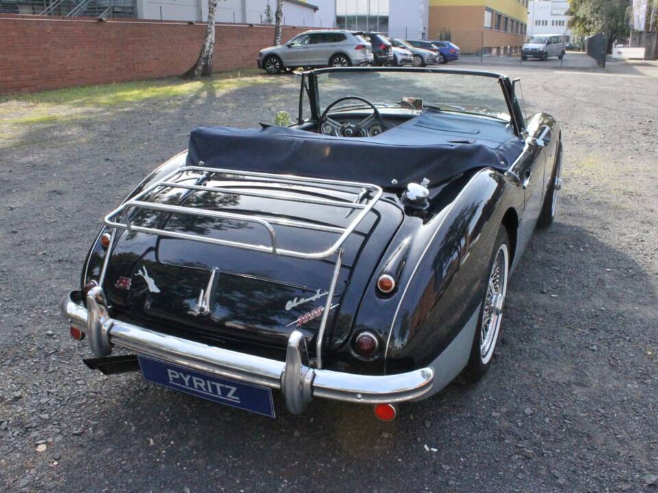 Image 21/22 of Austin-Healey 3000 Mk II (BJ7) (1963)