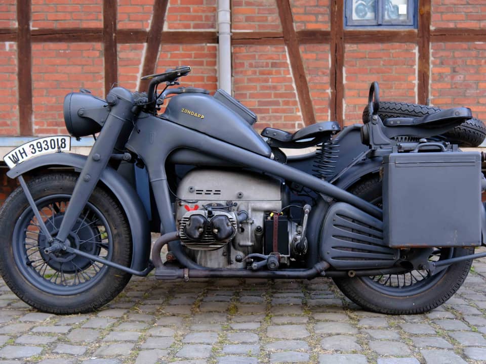 Image 49/92 of Zündapp KS 750 (1943)