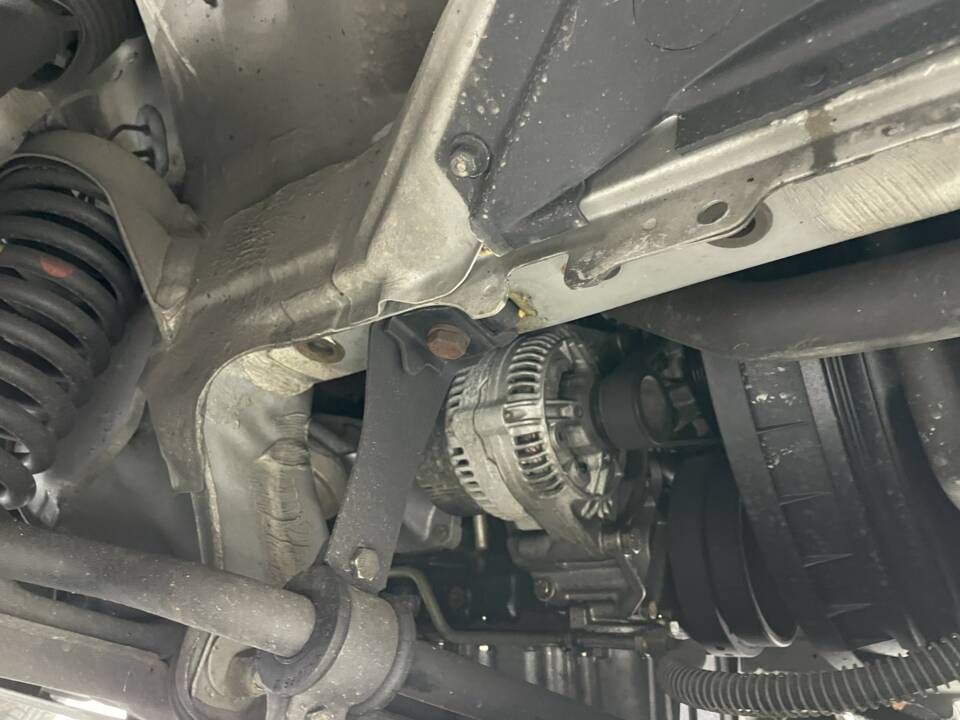 Immagine 27/32 di Mercedes-Benz E 200 (1994)