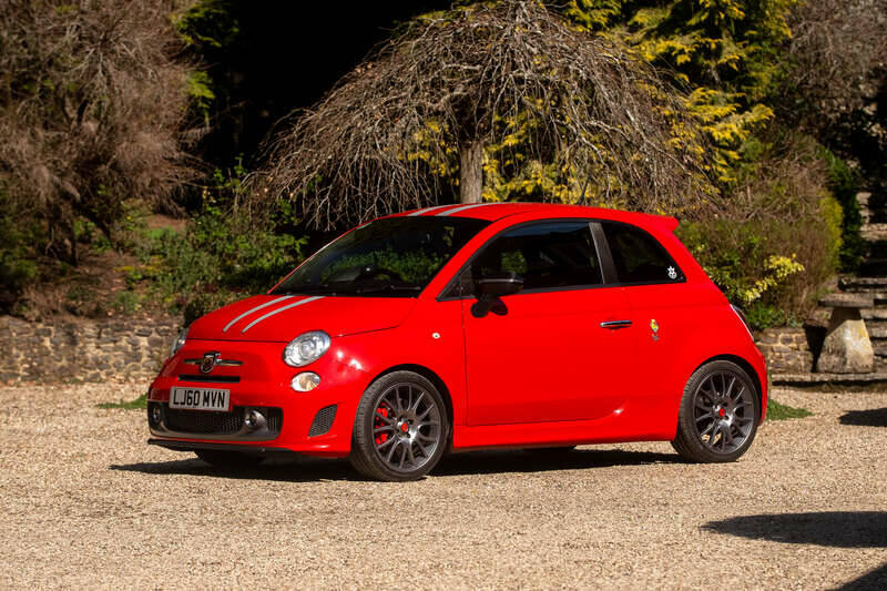 Bild 28/50 von Abarth 695 «Tributo Ferrari» (2010)