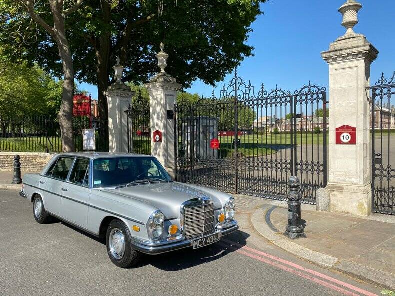 Imagen 18/50 de Mercedes-Benz 300 SEL 6.3 (1971)