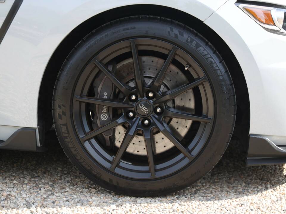 Image 29/50 of Ford Mustang Shelby GT 350 (2017)