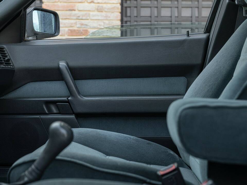 Image 29/50 of Alfa Romeo 164 2.0 (1990)