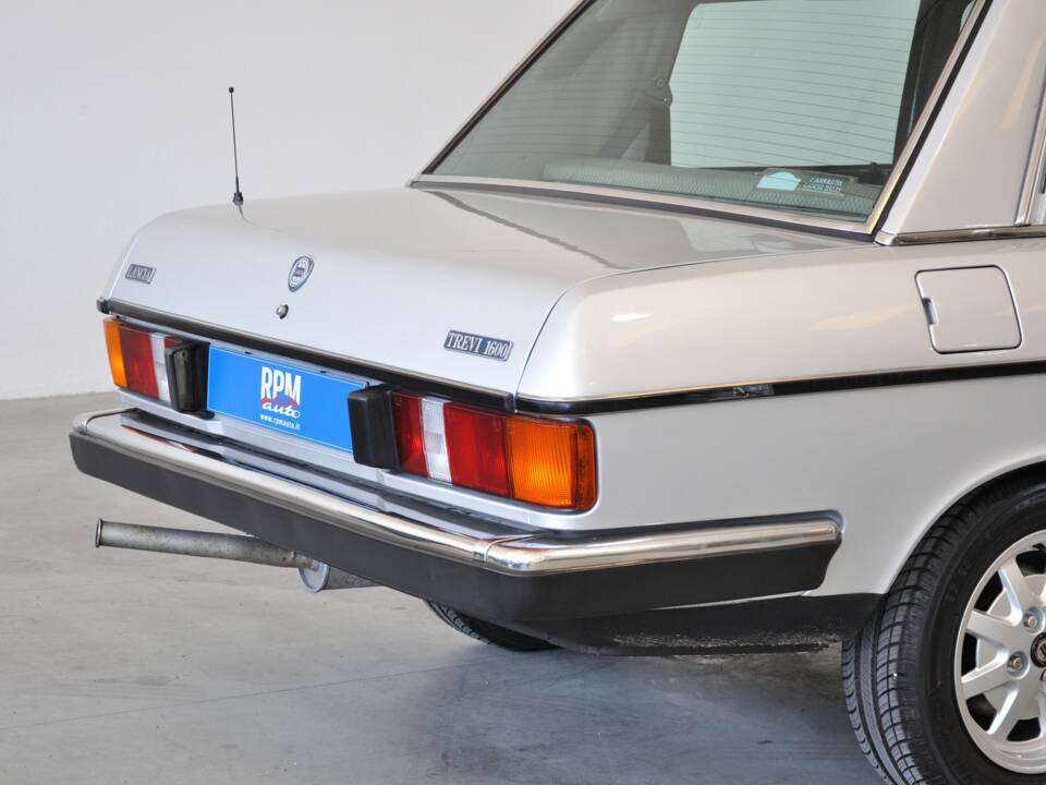 Bild 23/28 von Lancia Beta Trevi 1600 (1984)