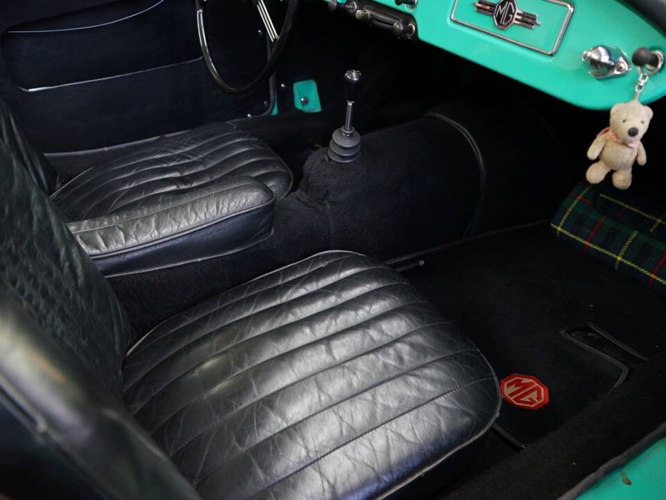 Image 19/39 de MG MGA 1500 (1958)