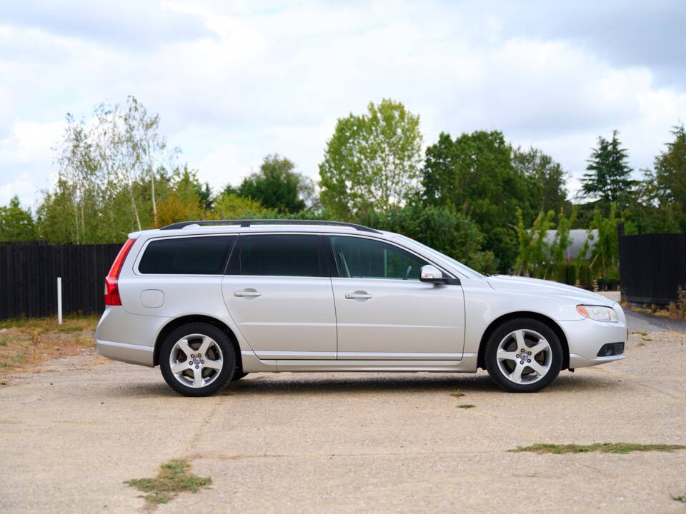 Imagen 9/50 de Volvo V70 AWD (2009)