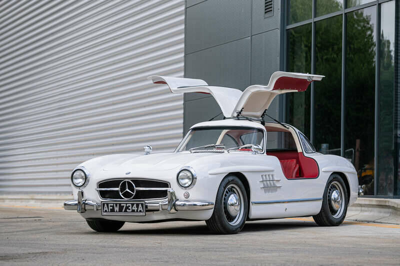 Image 11/45 of Mercedes-Benz 300 SL &quot;Gullwing&quot; (1963)