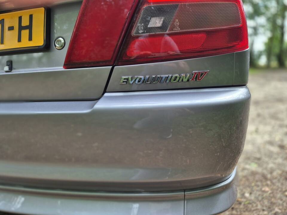 Image 7/8 of Mitsubishi Lancer Evolution IV (1996)