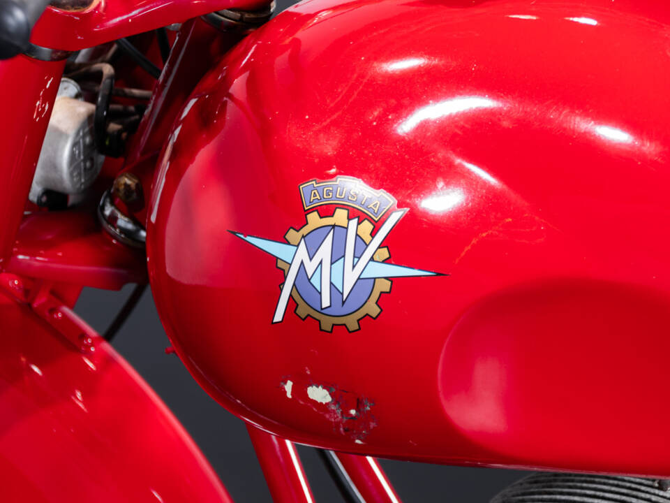 Image 19/24 of MV Agusta DUMMY (1955)