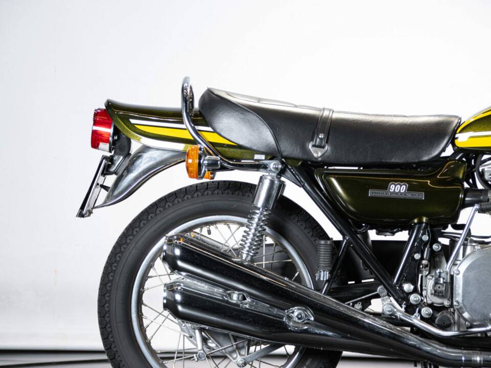 Image 28/50 of Kawasaki 900 Z1 (1974)